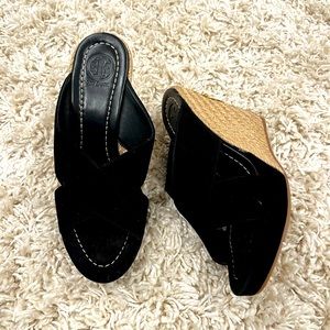 Tory Burch size 7 wedges